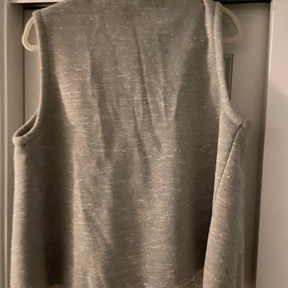 Dylan Gray Vest Large - Picture 4 of 4